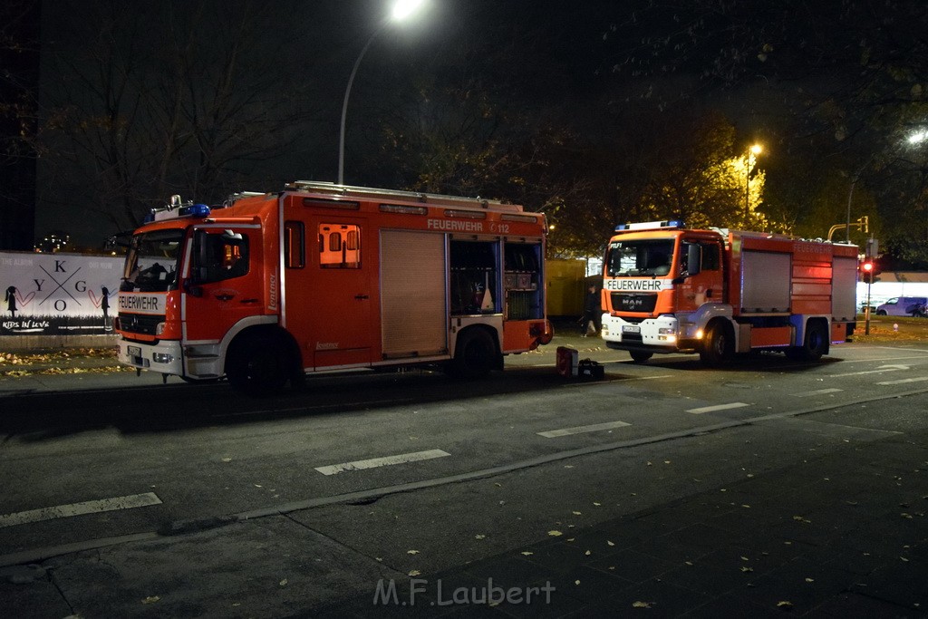 Feuer 2 Y Koeln Marienburg Raderthalguertel Mertenerstr Bonnerstr P82.JPG - Miklos Laubert